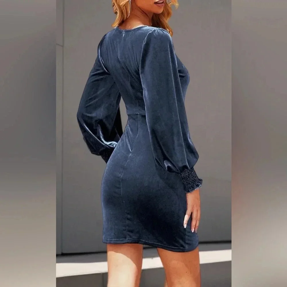 NWT Women’s Sexy Velvet Puff Long Sleeve BodyCon Dress
